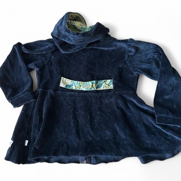 Boutique Addie & Ella Velvet Navy Set - Size 5, Cozy & Chic ✨ - Picture 5 of 8